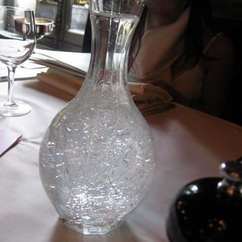 Ladurée - Water carafe - Macarons Near Me - Paris, 75 Ladurée - Water carafe - Macarons Near Me - Paris, 75