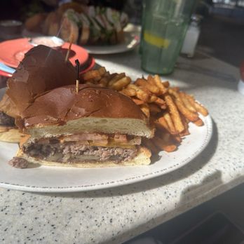 Wolf Creek Restaurant & Brewing Co. - Burger with fries - American Near Me - Valencia, California