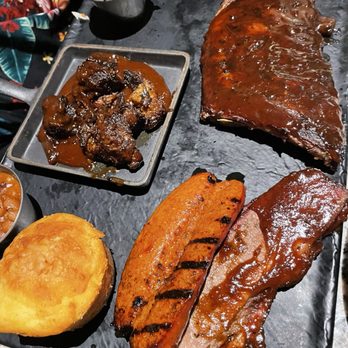 McCall's Heartland Grill - BBQ Platter - Seafood Near Me - Las Vegas, Nevada McCall's Heartland Grill - BBQ Platter - Seafood Near Me - Las Vegas, Nevada