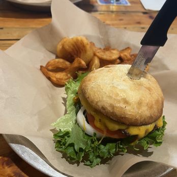 Range Rider - Burger - Bars Near Me - Enterprise, Oregon