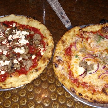 Harvest Bar + Kitchen - Pizza Near Me - Columbus, Ohio