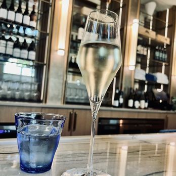 Lorelei - Wine Bars Near Me - Orlando, Florida