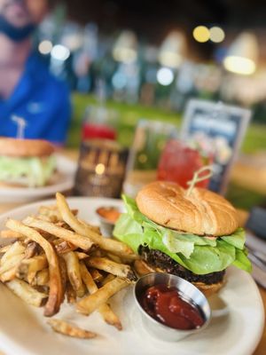 True Food Kitchen by null