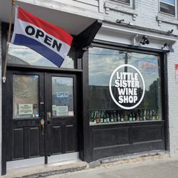 Little Sister Wine Shop