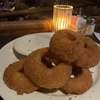 Buck Owens' Crystal Palace - Giant onion rings - Bars Near Me - Bakersfield, California