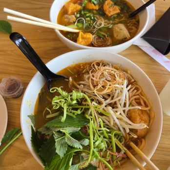 Bun Rieu Ganh - bún riêu và canh bún (không ăn huyết) - Vietnamese Near Me - Westminster, California Bun Rieu Ganh - bún riêu và canh bún (không ăn huyết) - Vietnamese Near Me - Westminster, California