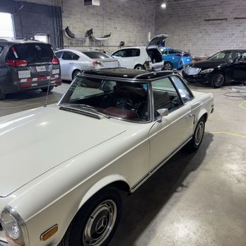 FenderFix Paint & Body - Car returned to me detailed! - Body Shops Near Me - Birmingham, Alabama FenderFix Paint & Body - Car returned to me detailed! - Body Shops Near Me - Birmingham, Alabama