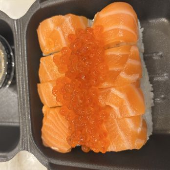ITs IZAKAYA - Salmon Ikura & Salmon Roll - Sushi Bars Near Me - Las Vegas, Nevada