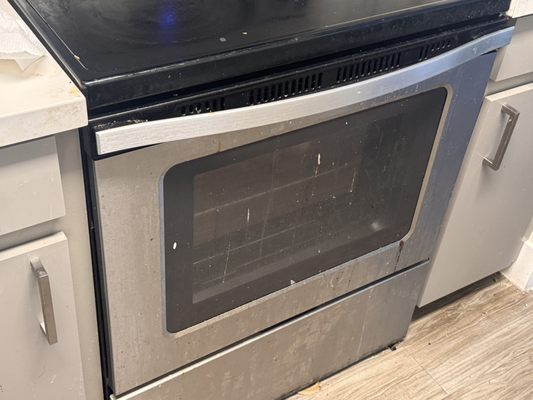 Kitchen Cleaning Services! - Looking for deep cleaning pros? We've got you covered! Feel free to reach out today for your first quote!