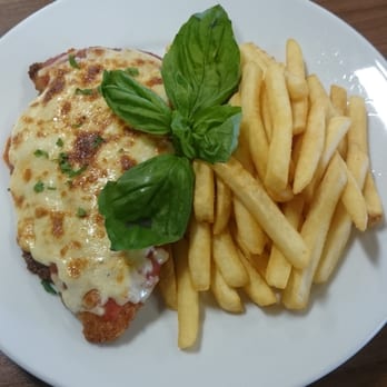 Carmen's On The Park - Chicken Parmigiana - Italian Near Me - Canada Bay, NSW