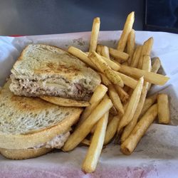 Flight Grill - Tuna Melt