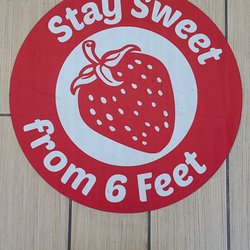 Edible Arrangements - Social Distancing Marker 07-22-2022