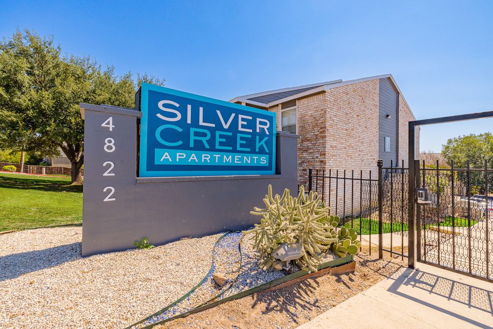 SILVER CREEK APARTMENTS Updated August 2024 17 Photos 4822 Gus