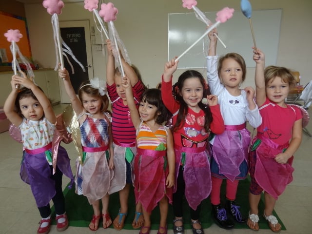 Community Center of La Canada Flintridge Logo