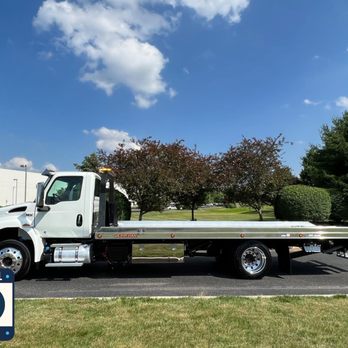 Rite 2 U Towing Service - Towing Near Me - Louisville, Kentucky Rite 2 U Towing Service - Towing Near Me - Louisville, Kentucky