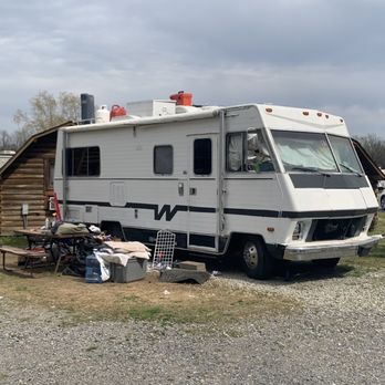 Graceland RV Park and Campground - Someone who stayed too long - Campgrounds Near Me - Memphis, Tennessee Graceland RV Park and Campground - Someone who stayed too long - Campgrounds Near Me - Memphis, Tennessee