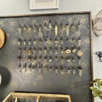 Wolf Home - Jewelry Near Me - Folsom, California