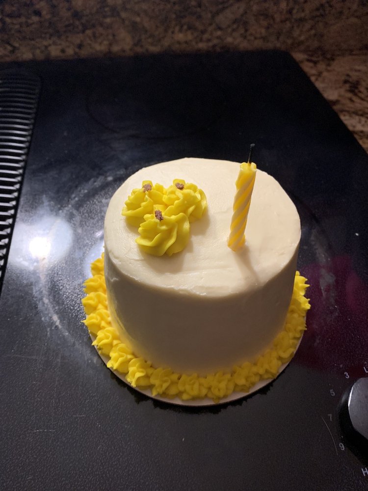 wilma bakes cakes Logo
