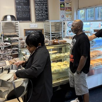 Praters Bakery - Bakeries Near Me - Rock Hill, South Carolina
