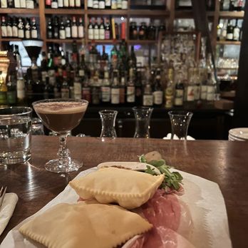 Osteria la Spiga - Italian Near Me - Seattle, Washington