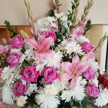 Ginza Florist - One of the 3 floor pieces - Florists Near Me - Whittier, California Ginza Florist - One of the 3 floor pieces - Florists Near Me - Whittier, California