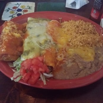 Mi Pueblo - Ench Verde Ench espinacas Chimichanga Mexican rice and refined beans - Mexican Near Me - Sarasota, Florida Mi Pueblo - Ench Verde Ench espinacas Chimichanga Mexican rice and refined beans - Mexican Near Me - Sarasota, Florida