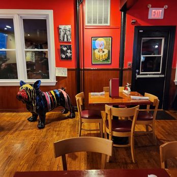 Painter's Tavern - Bar seating - Desserts Near Me - Cornwall on Hudson, New York