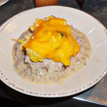 The Oakmont - Biscuits and Gravy - American Near Me - Indianapolis, Indiana The Oakmont - Biscuits and Gravy - American Near Me - Indianapolis, Indiana