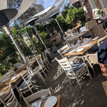 Cafe Amici - Great outdoor dining experience. - Italian Near Me - Beverly Hills, California