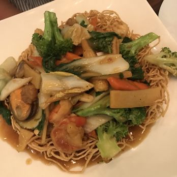 District III - Crispy noodles with seafood - Vietnamese Near Me - Alpharetta, Georgia District III - Crispy noodles with seafood - Vietnamese Near Me - Alpharetta, Georgia