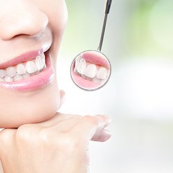 ManiDental Family Practice - Clean Teeth