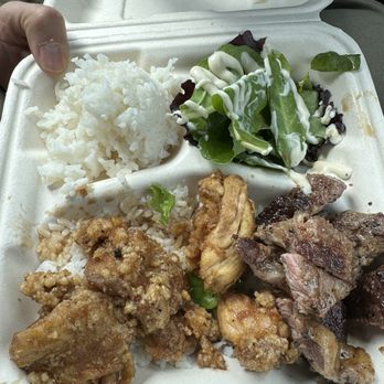 808 Plates Maui - Combo Ribeye Steak with Korean Chicken - Food Trucks Near Me - Kahului, Hawaii 808 Plates Maui - Combo Ribeye Steak with Korean Chicken - Food Trucks Near Me - Kahului, Hawaii