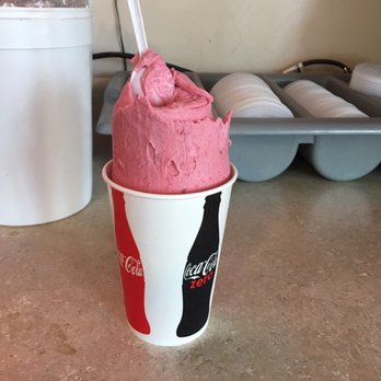 Merlins Drive Inn - Raspberry shake - Burgers Near Me - Garden City, Utah