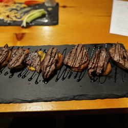 Time travelers brewing - Tri-tip Crostini