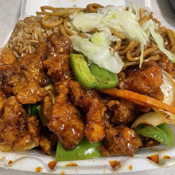 Oriental Express - General Chicken Box (with fried rice & delicious  noodles!). - Chinese Near Me - Shasta Lake, California