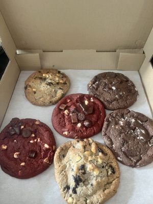 MOLTN Cookies - Baked To Order Cookies by null