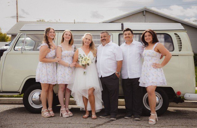 Spray Tans by Stephanie Logo