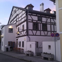 Wirtshaus und Kleinkunst Zum Gutmann