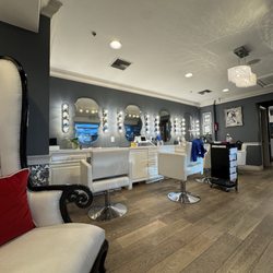 Adriano Hair Salon