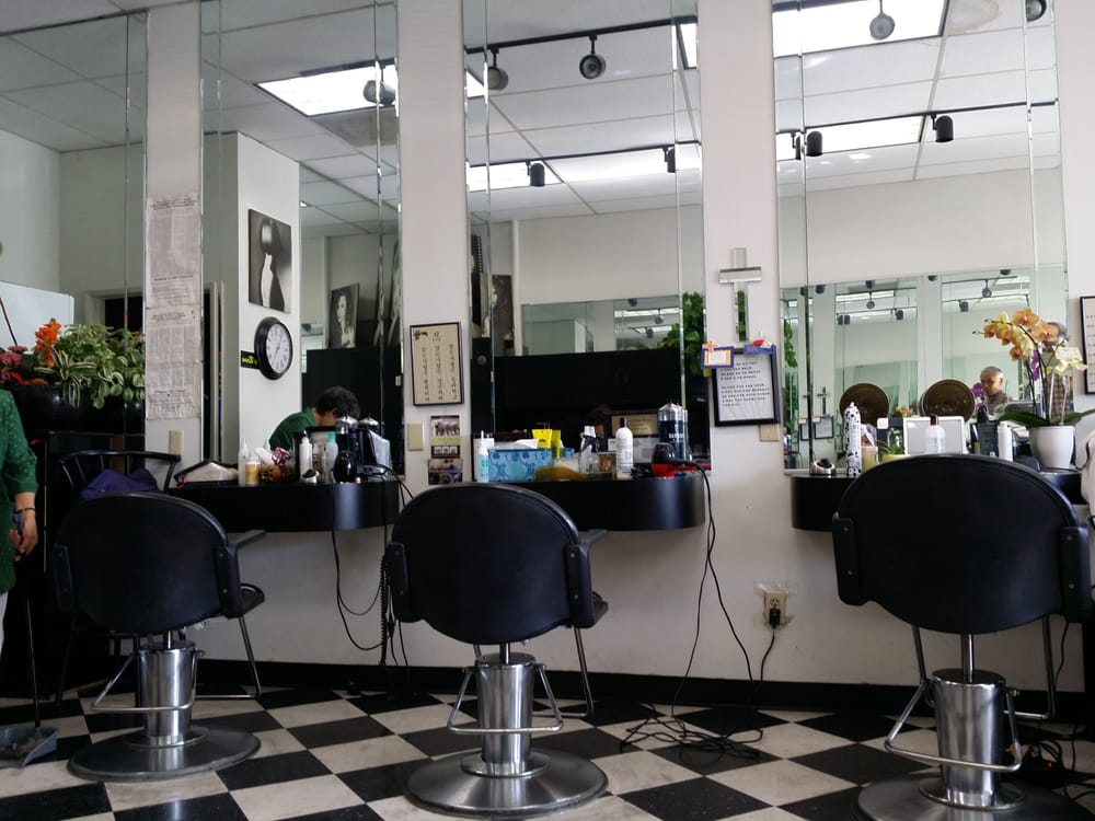 Hana Beauty Salon Logo