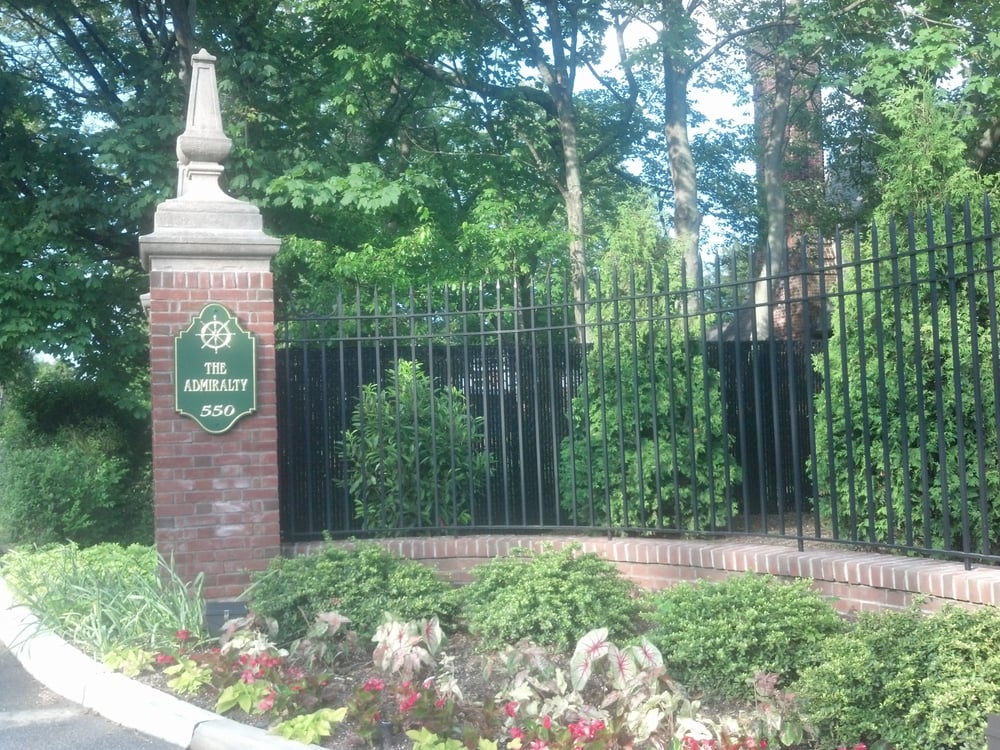 ADMIRALTY Updated August 2024 550 W Montauk Hwy, Bay Shore, New