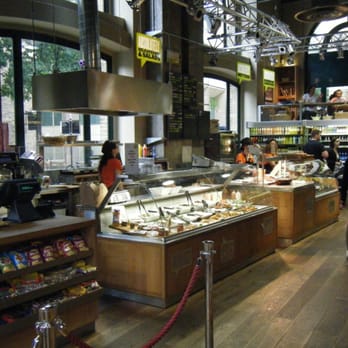 Absolutely Starving - Kitchen area - Delis Near Me - London, XGL