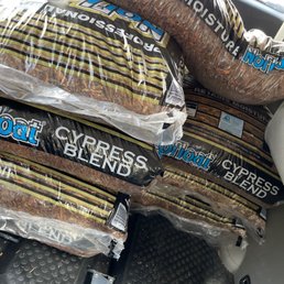 Cypress blend wood chips