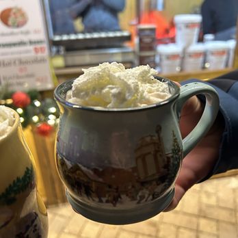 Christkindlmarket Aurora - Public Markets Near Me - Aurora, Illinois Christkindlmarket Aurora - Public Markets Near Me - Aurora, Illinois