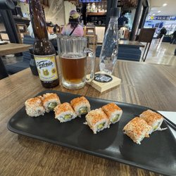 Aeropuerto Internacional de Monterrey - Sushi @ Moshi