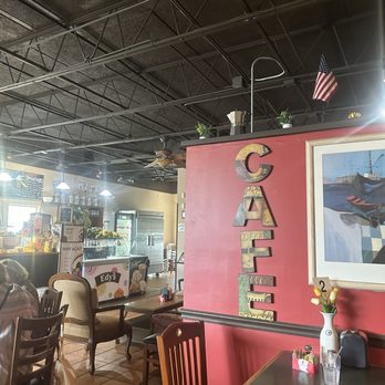Chez Cafe - Cafes Near Me - Pompano Beach, Florida