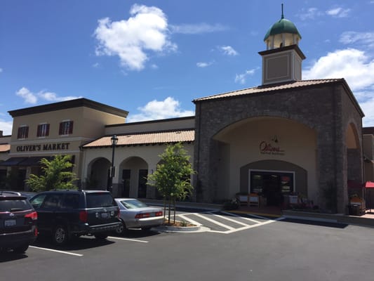 Oliver's Market - Windsor by null