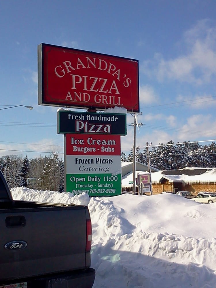 Grandpa's Pizza & Grill Logo