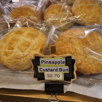 Nagoya Bakery - Pineapple Custard Bun! - Bakeries Near Me - Aiea, Hawaii Nagoya Bakery - Pineapple Custard Bun! - Bakeries Near Me - Aiea, Hawaii