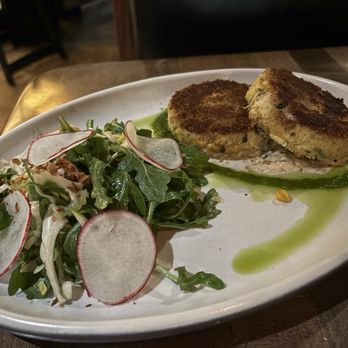 JOEY Bellevue - Jumbo Lump Crab Cake - New American Near Me - Bellevue, Washington